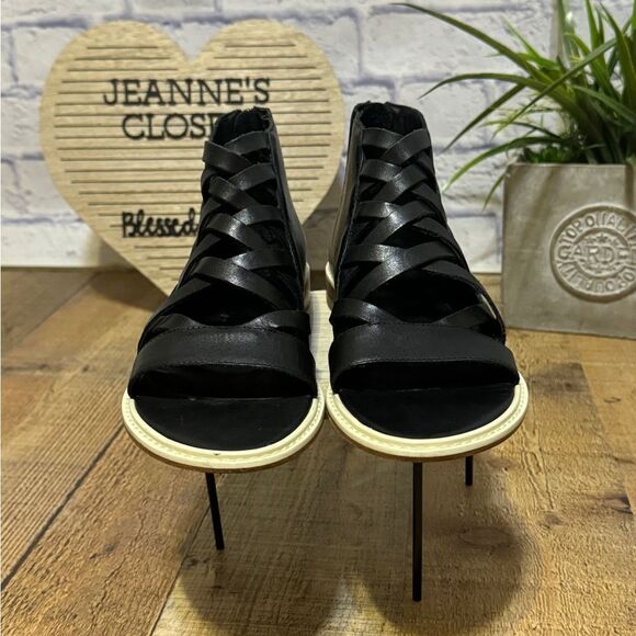 Tibi Cosima Black Leather Sandals 38.5 US 8.5 - Picture 6 of 13